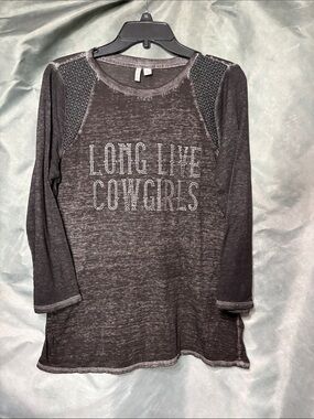 Cato Dark Gray Long Sleeve "Long Live Cowgirls" Graphic Tee